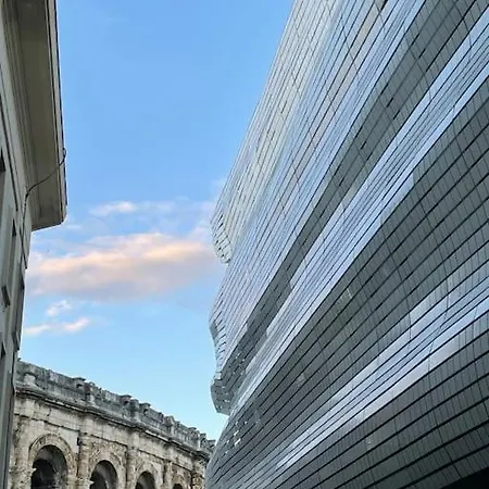 Centre Climatise 2 A 4pers * Nîmes